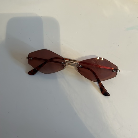 Retro tortoise sunglasses - Picture 3 of 3